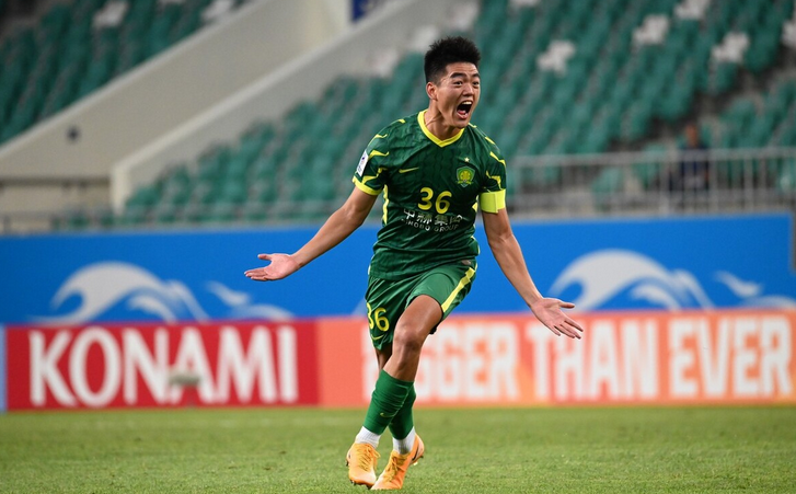  法兰克福新星双响惊艳掀翻大黄蜂  